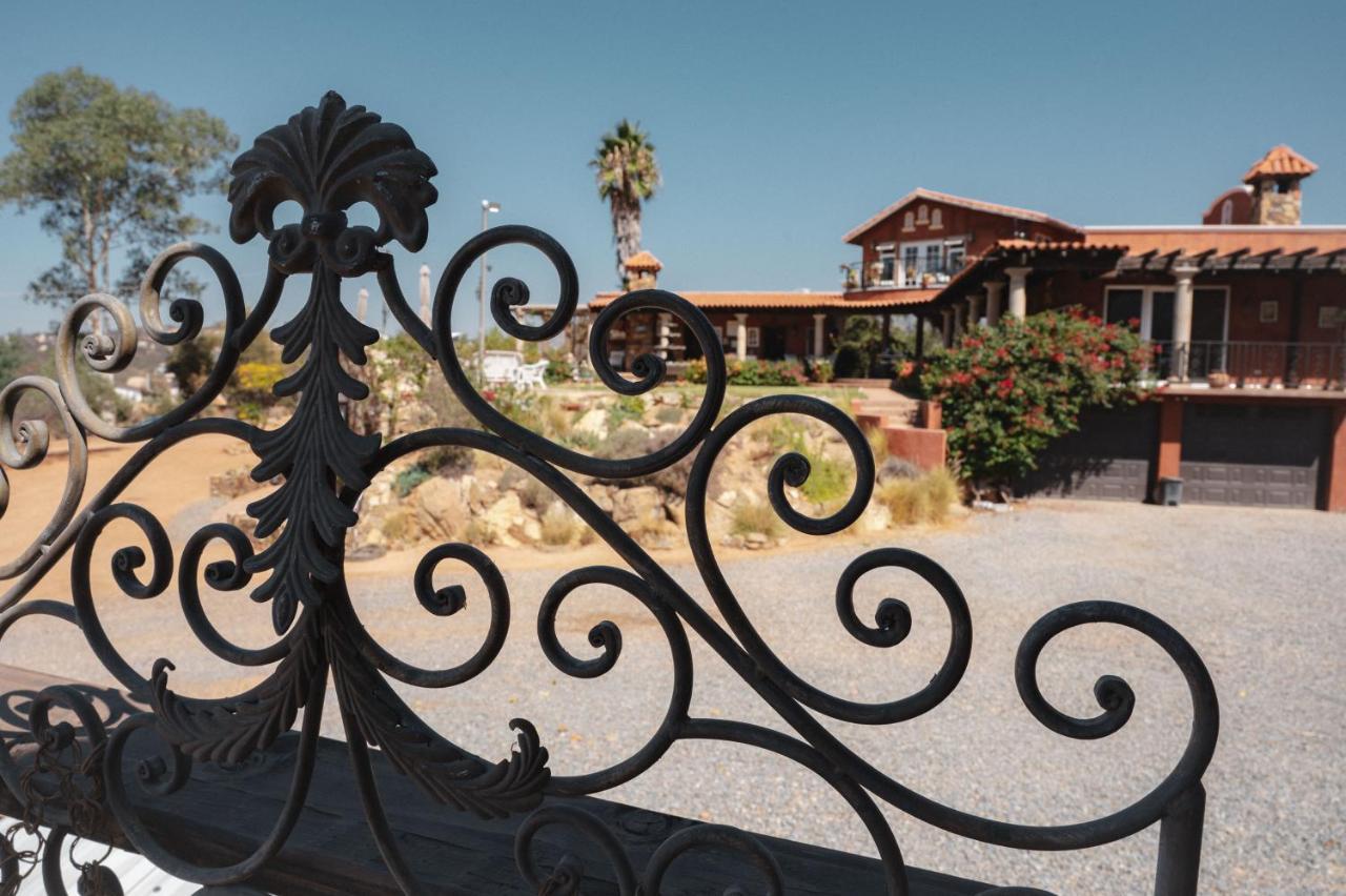 Vina Calabria Acomodação com café da manhã Valle de Guadalupe Exterior foto